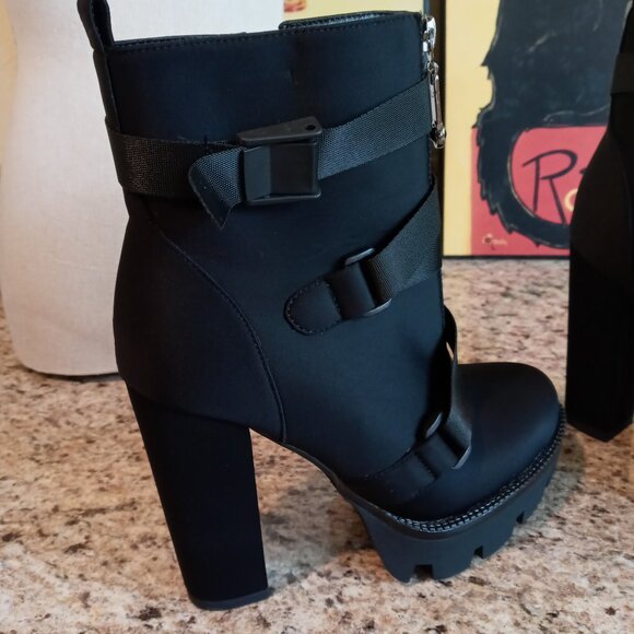 Wet Kiss Black Lycra Heeled Combat Platform Booties w/Straps EUC - Picture 7 of 13